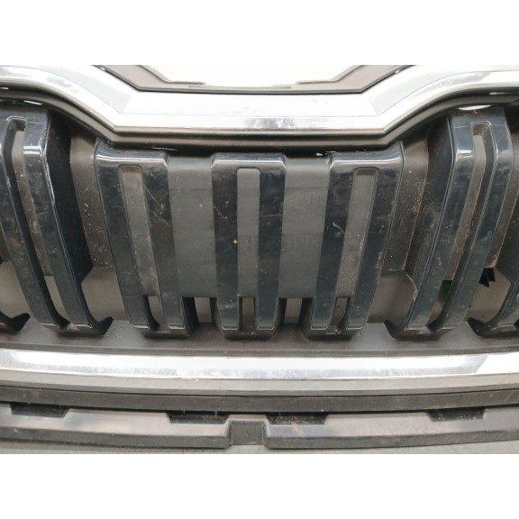 Recambio de rejilla paragolpes delantero para skoda kamiq (nw4) 1.5 tsi referencia OEM IAM 658853653A  