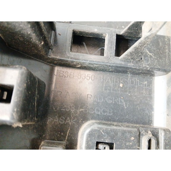 Recambio de rejilla paragolpes delantero para ford ranger (tke) 2.0 ecoblue 4x4 referencia OEM IAM JB3B8350B  