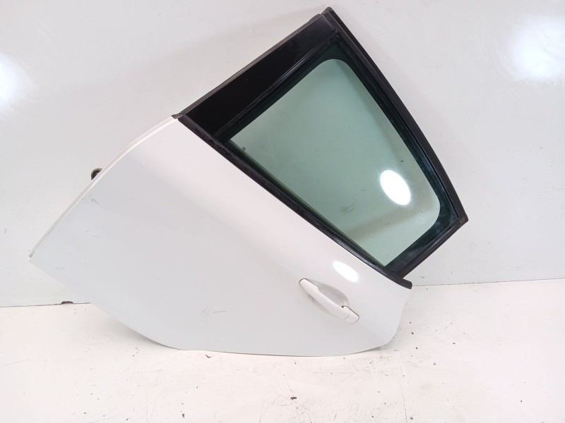 Recambio de puerta trasera izquierda para peugeot 208 i (ca_, cc_) 1.2 gpl referencia OEM IAM 9802969780  