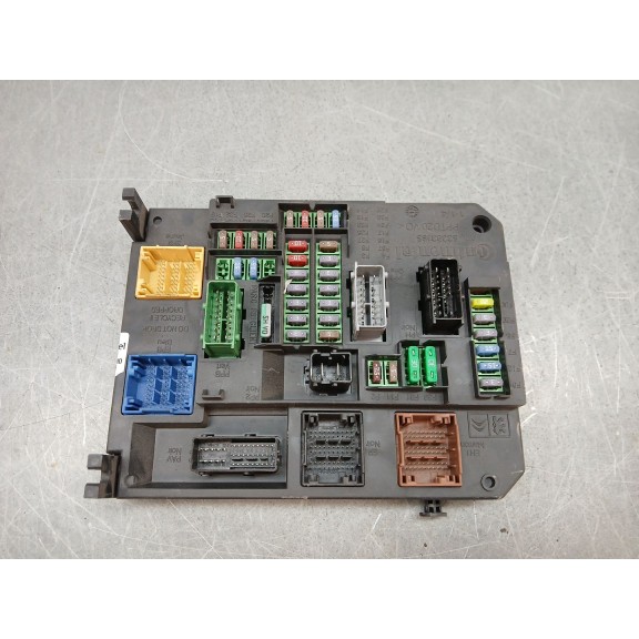 Recambio de centralita bsi para citroën c4 picasso referencia OEM IAM 9806687980  