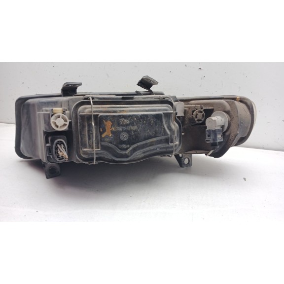 Recambio de faro derecho para seat toledo ii (1m2) 1.6 16v referencia OEM IAM   