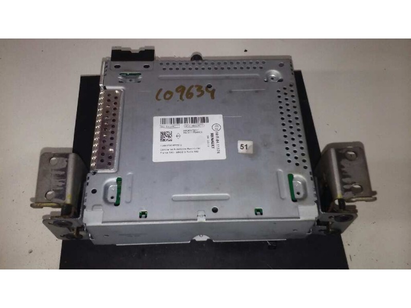 Recambio de sistema audio / radio cd para renault captur luxe referencia OEM IAM 10R0411174  