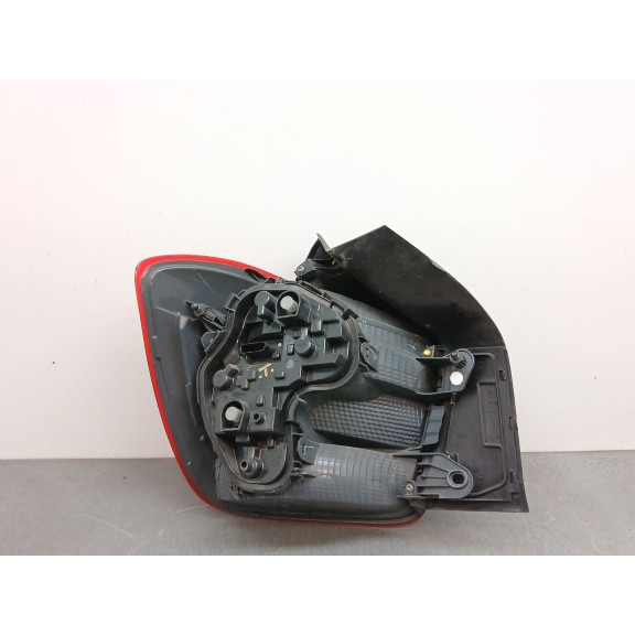 Recambio de piloto trasero derecho para bmw 1 (f20) 114 d referencia OEM IAM   