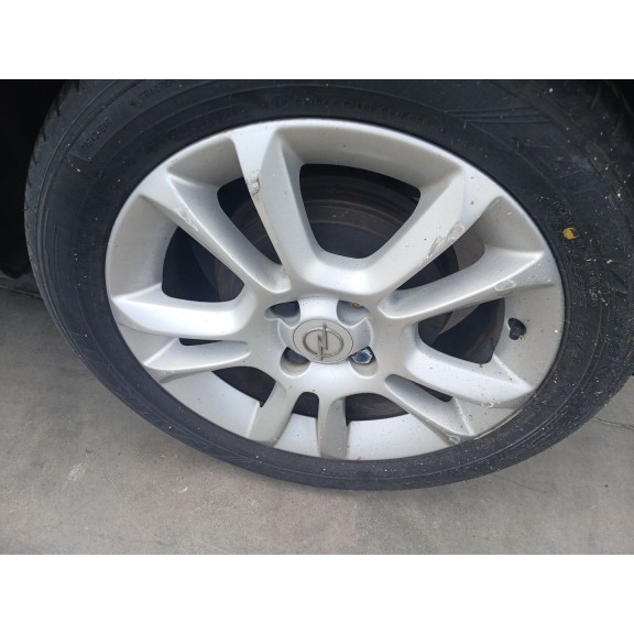 opel corsa d (s07) del año 2006