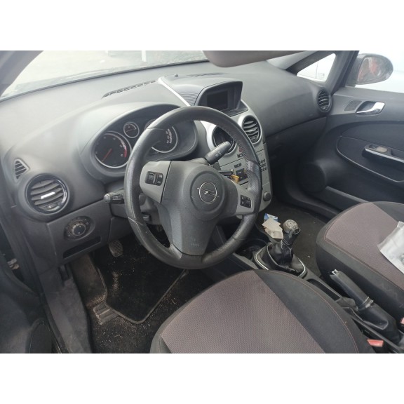 opel corsa d (s07) del año 2006