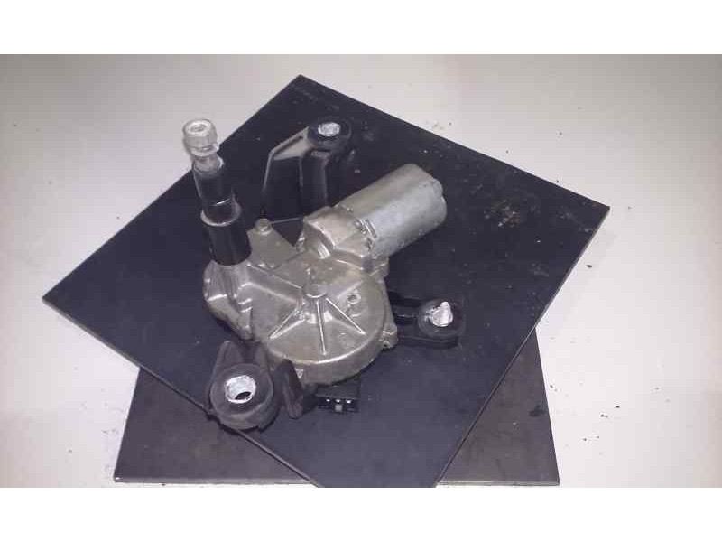 Recambio de motor limpia trasero para opel astra gtc enjoy referencia OEM IAM 13105981  BOSCH