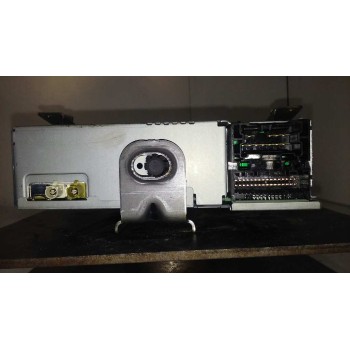Recambio de sistema audio / radio cd para renault captur luxe referencia OEM IAM 10R0411174  