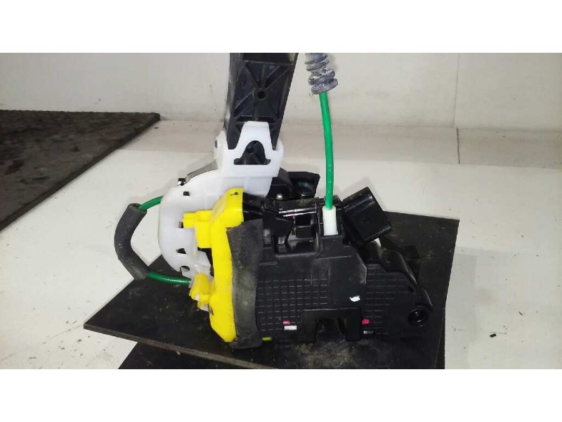 Recambio de cerradura puerta delantera izquierda para hyundai i30 (gd) trend referencia OEM IAM   6 PINS