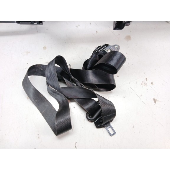 Recambio de kit airbag para ford focus iii turnier 1.6 tdci referencia OEM IAM VPBM5XA04320A  