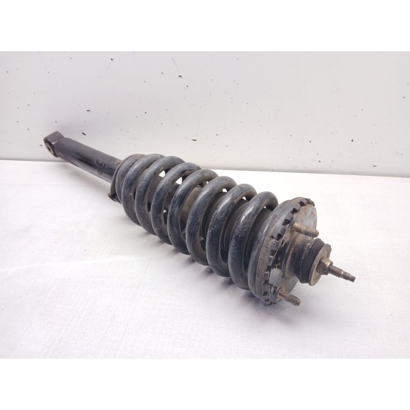 Recambio de amortiguador delantero izquierdo para ssangyong rodius i 2.7 xdi referencia OEM IAM 4431021101  