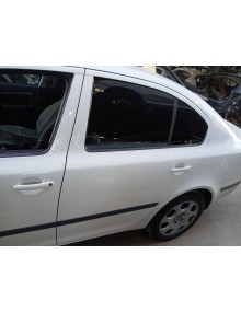 Recambio de puerta trasera izquierda para skoda octavia ii (1z3) 1.9 tdi referencia OEM IAM   