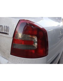 Recambio de piloto trasero derecho para skoda octavia ii (1z3) 1.9 tdi referencia OEM IAM   