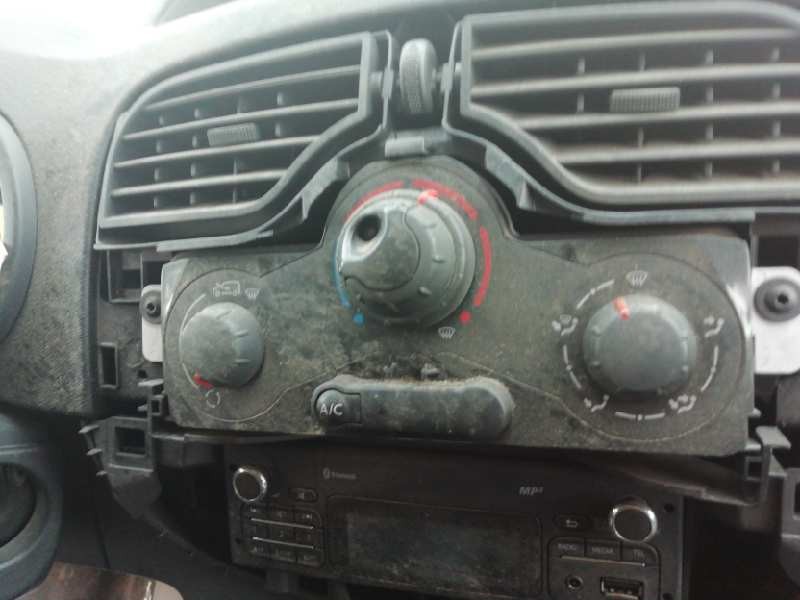 Recambio de mando calefaccion / aire acondicionado para renault kangoo furgón profesional referencia OEM IAM 5F2140100  