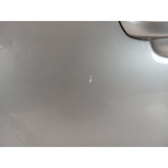 Recambio de puerta trasera izquierda para skoda superb ii (3t4) 2.0 tdi 16v referencia OEM IAM 3t5833055  