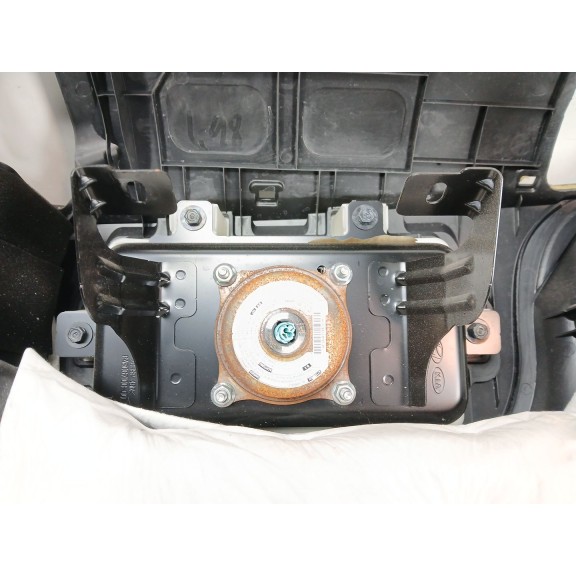 Recambio de salpicadero para kia sportage iii (sl) 1.7 crdi referencia OEM IAM 569003U000EQ  845303U000