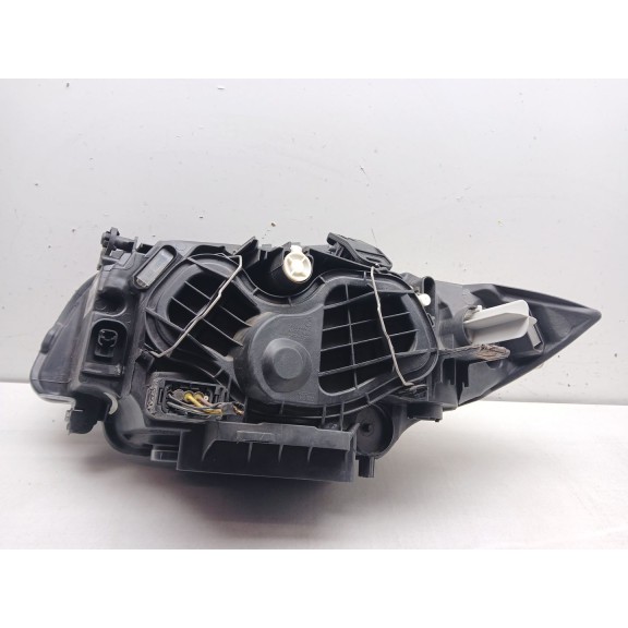 Recambio de faro derecho para bmw 1 (e87) 118 d referencia OEM IAM 6924486 89310925 6924486-16