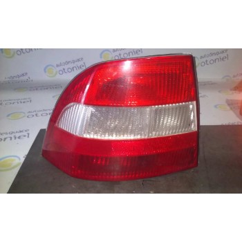 PILOTO TRASERO IZQUIERDO 4P 1ª SERIE