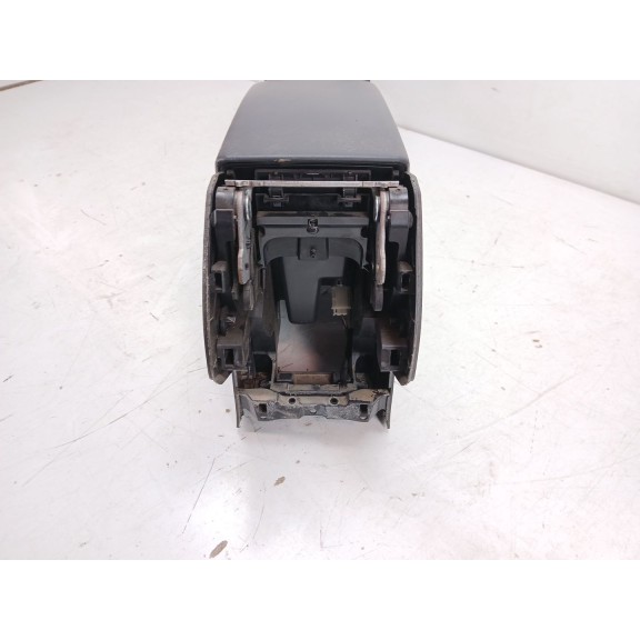 Recambio de apoyabrazos central para seat leon (kl1, klg) 2.0 tdi referencia OEM IAM 5FB863241B 5FB863241C 