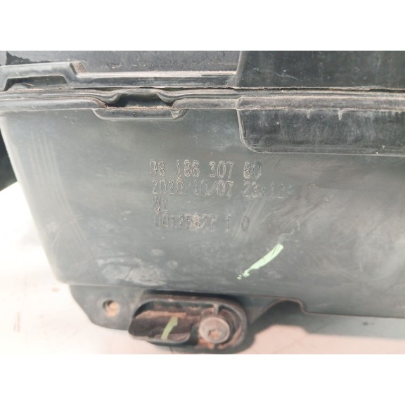 Recambio de deposito adblue para peugeot 308 business line 130 referencia OEM IAM 9818630780 21696001 P1012340