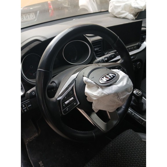 Recambio de volante para kia xceed (cd) 1.4 t-gdi referencia OEM IAM   