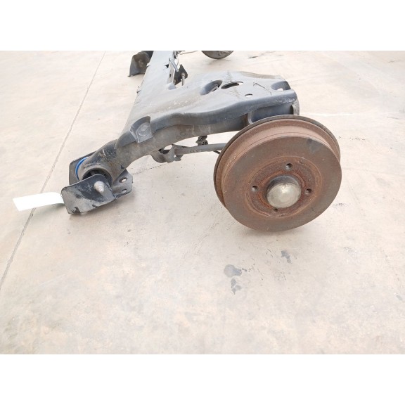 Recambio de puente trasero para dacia sandero ii tce 90 (b8m1, b8ma) referencia OEM IAM 555012648R  