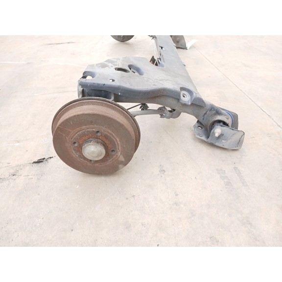 Recambio de puente trasero para dacia sandero ii tce 90 (b8m1, b8ma) referencia OEM IAM 555012648R  