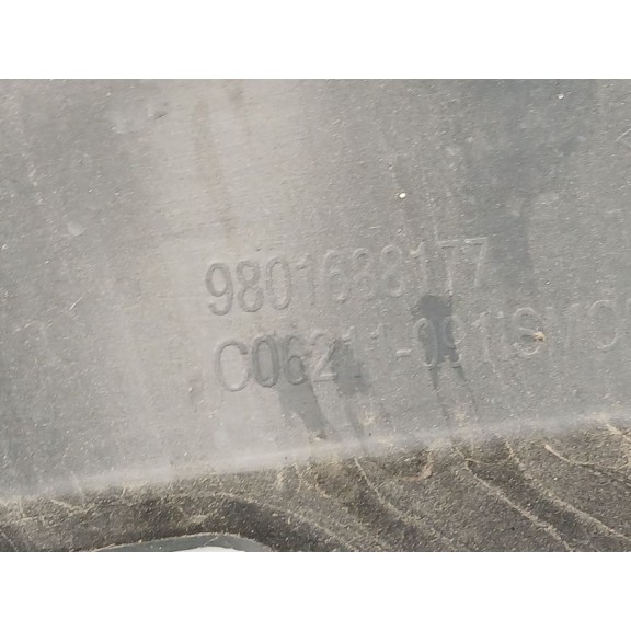 Recambio de paragolpes trasero para citroën c4 cactus 1.2 vti 82 referencia OEM IAM 1611428480 9801688177 