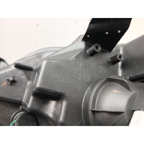 Recambio de faro derecho para nissan qashqai (j11) 1.6 dci turbodiesel cat referencia OEM IAM 260104eh0a  