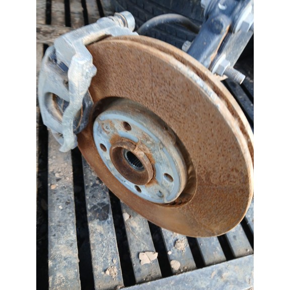 Recambio de mangueta delantera izquierda para jeep avenger (j2) referencia OEM IAM   