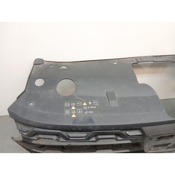 Recambio de rejilla paragolpes delantero para dacia jogger (rk_) 1.0 tce 110 (rkmd) referencia OEM IAM 622560884R  