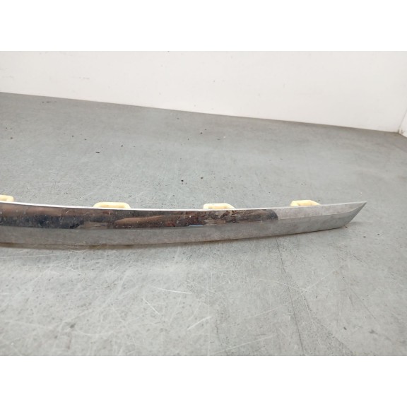 Recambio de molduras traseras para bentley bentayga (4v1) 4.0 d referencia OEM IAM 3SD807472  