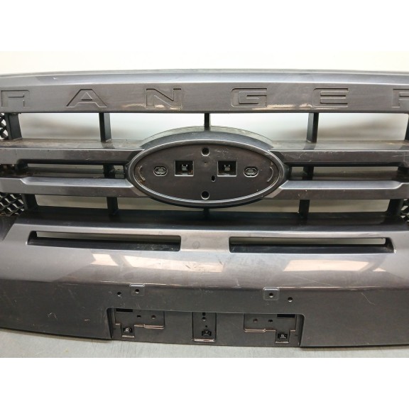 Recambio de rejilla paragolpes delantero para ford ranger (tke) 2.0 ecoblue 4x4 referencia OEM IAM JB3B8350B  