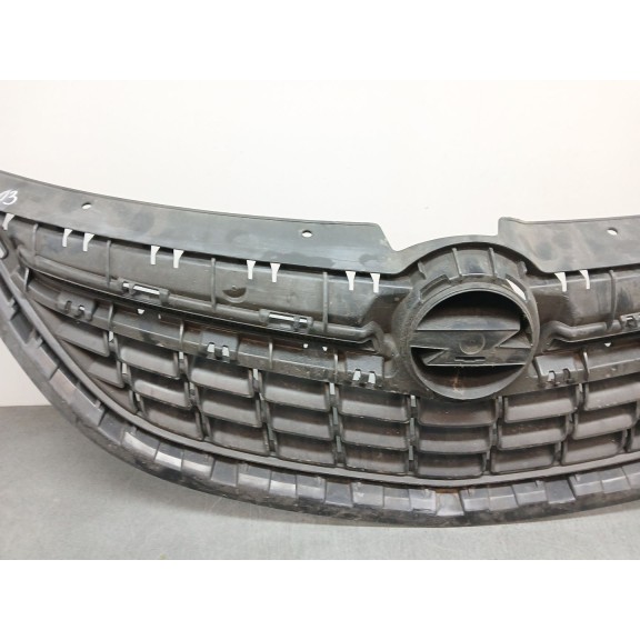Recambio de rejilla paragolpes delantero para opel zafira tourer c (p12) 1.8 (75) referencia OEM IAM 13300698  