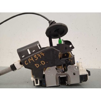 CERRADURA PUERTA DELANTERA DERECHA A2077600240 4 PINS