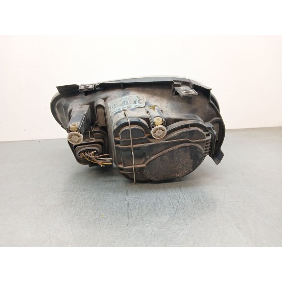 Recambio de faro derecho para volkswagen golf iv (1j1) 1.9 tdi referencia OEM IAM 1J1941016B  