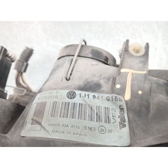 Recambio de faro izquierdo para volkswagen golf iv (1j1) 1.9 tdi referencia OEM IAM 1J1941015B  