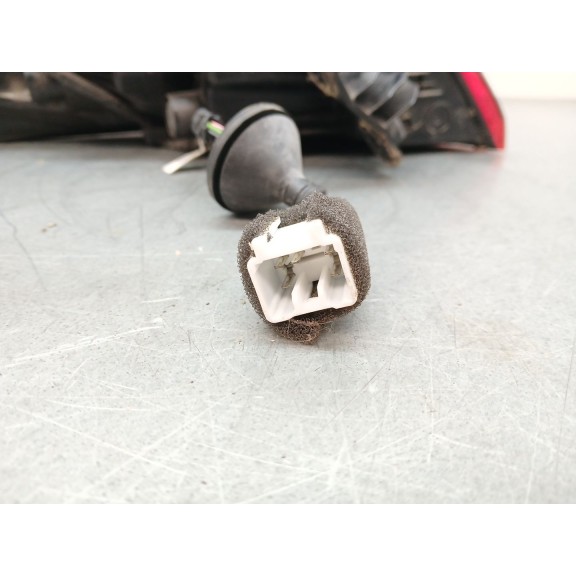 Recambio de piloto trasero derecho para kia xceed (cd) 1.6 gdi hybrid referencia OEM IAM 92402J73  