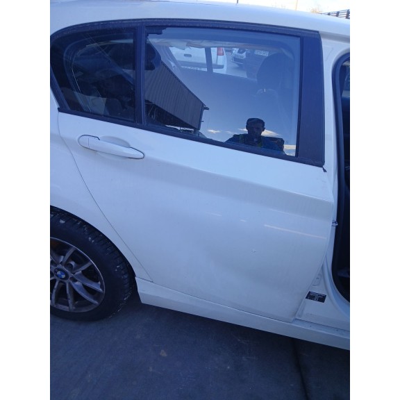 Recambio de puerta trasera derecha para bmw 1 (f20) 118 d referencia OEM IAM   