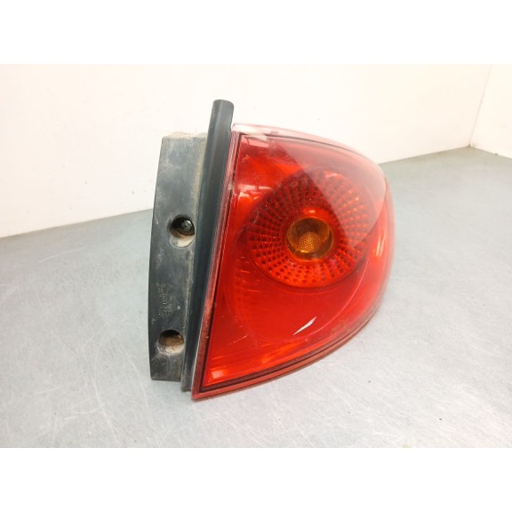 Recambio de piloto trasero derecho para seat altea (5p1) 1.6 referencia OEM IAM 5P0945112B  