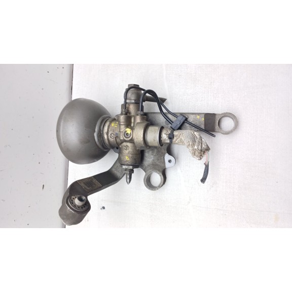 Recambio de bomba suspension para citroën c5 iii (rd_) 2.0 hdi 140 referencia OEM IAM 9655235688  