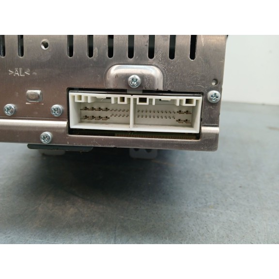 Recambio de sistema audio / radio cd para hyundai ix35 (lm, el, elh) 1.6 referencia OEM IAM 961502Y010TJN  