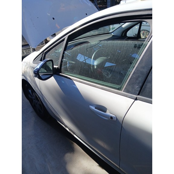 Recambio de puerta delantera izquierda para peugeot 208 i (ca_, cc_) 1.2 vti 82 referencia OEM IAM   