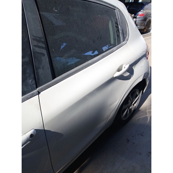 Recambio de puerta trasera izquierda para peugeot 208 i (ca_, cc_) 1.2 vti 82 referencia OEM IAM   