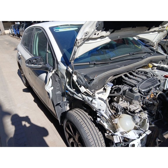 peugeot 208 i (ca_, cc_) del año 2014