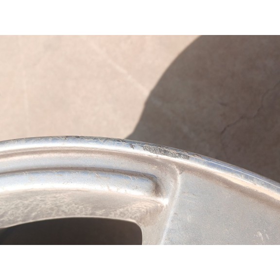 Recambio de llanta para volvo v40 kinetic referencia OEM IAM   