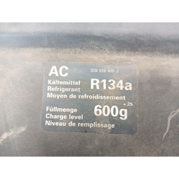 Recambio de panel frontal para volkswagen passat b6 (3c2) 2.0 tdi 16v referencia OEM IAM 3C0010409J  