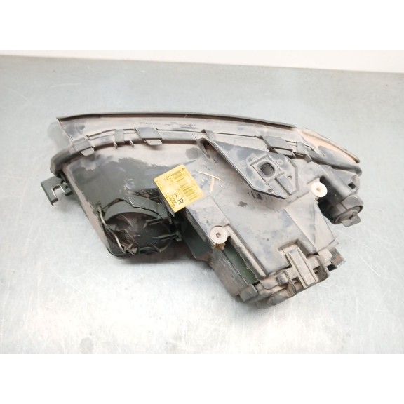 Recambio de faro derecho para audi a3 (8p1) 1.6 referencia OEM IAM 8P0941003K  