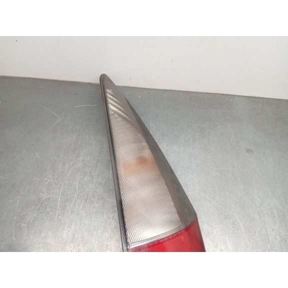 Recambio de piloto trasero derecho para lancia phedra (179_) 2.2 jtd (179axc1a) referencia OEM IAM 25532557  