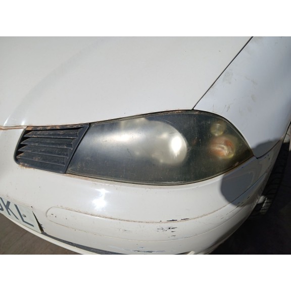 Recambio de faro izquierdo para seat ibiza iii (6l1) 1.4 16v referencia OEM IAM   