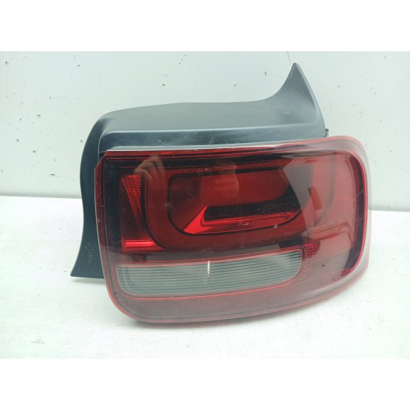 Recambio de piloto trasero derecho para citroën c4 cactus 1.2 vti 82 referencia OEM IAM 9800916080  